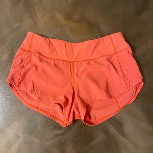 Size 4 Lululemon speed up low-rise short coral color